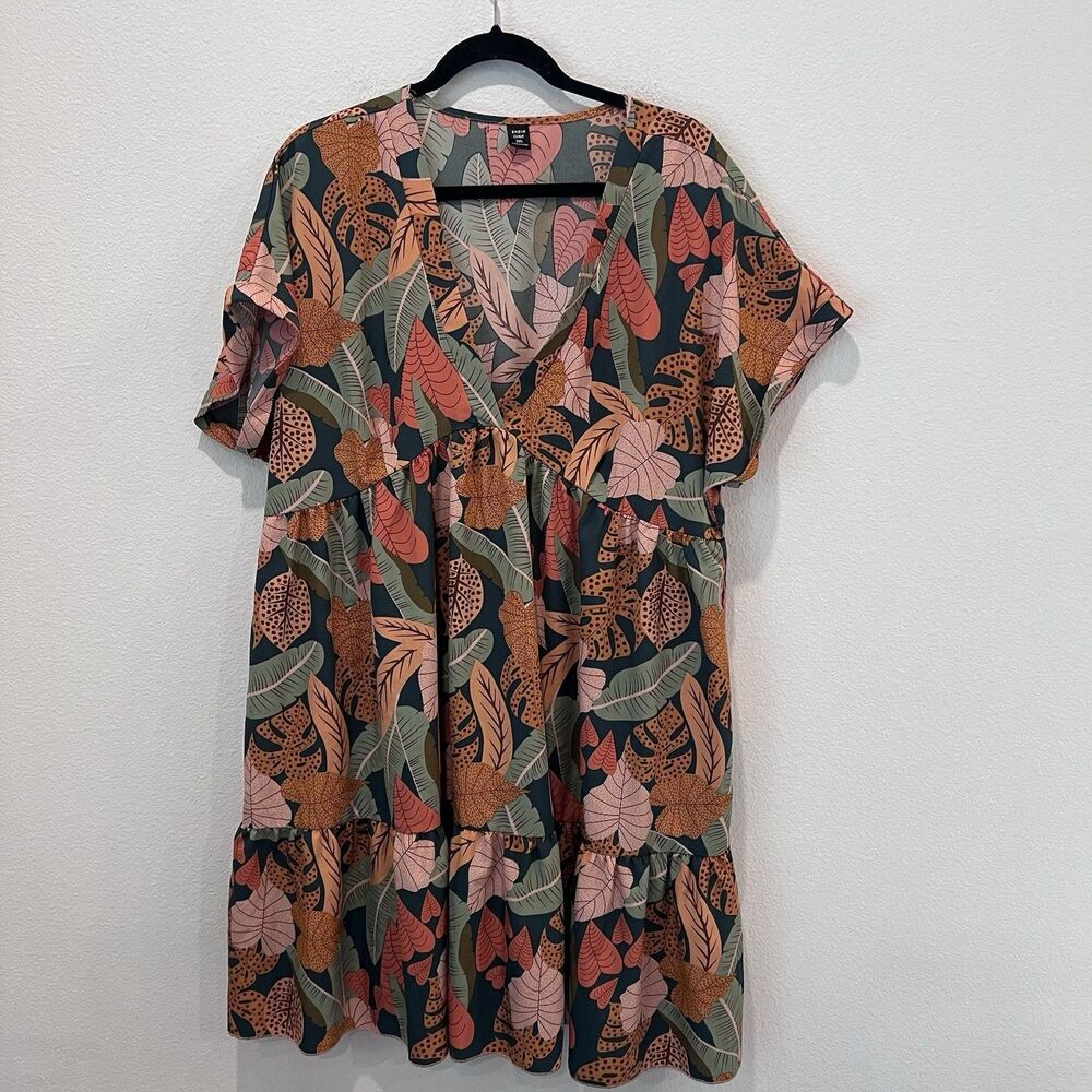 Women’s Plus V-neck Loose Tiered Mini Dress 2XL Floral Vacation Party Summer - Picture 2 of 8